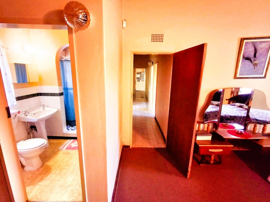 3 Bedroom Property for Sale in Vaalpark Free State